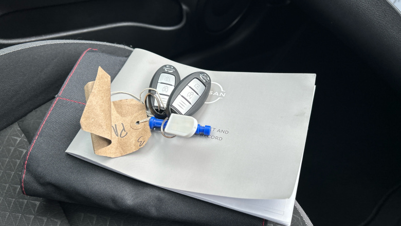 Nissan Juke 1.0 DiG-T 114 N-Connecta 5dr Petrol Hatchback